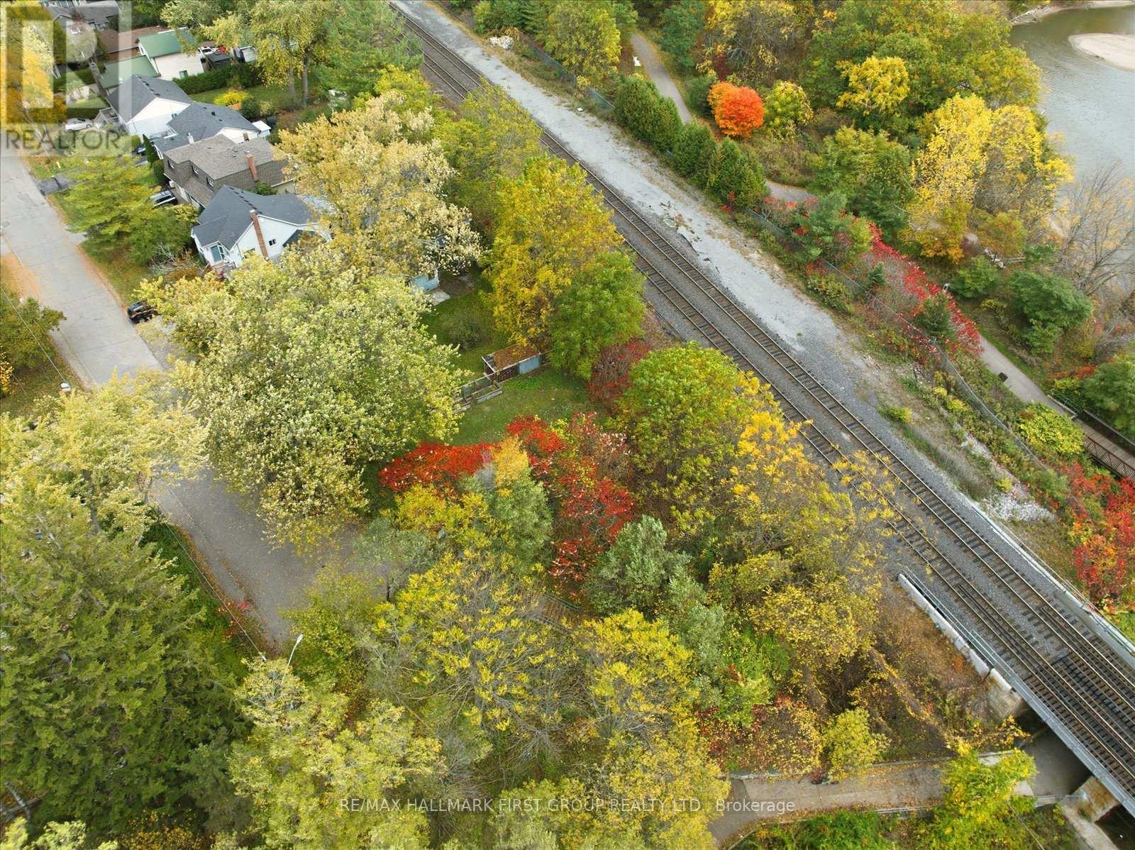 313 Dyson Road, Pickering (Rosebank), Ontario  L1W 2N1 - Photo 29 - E12480356