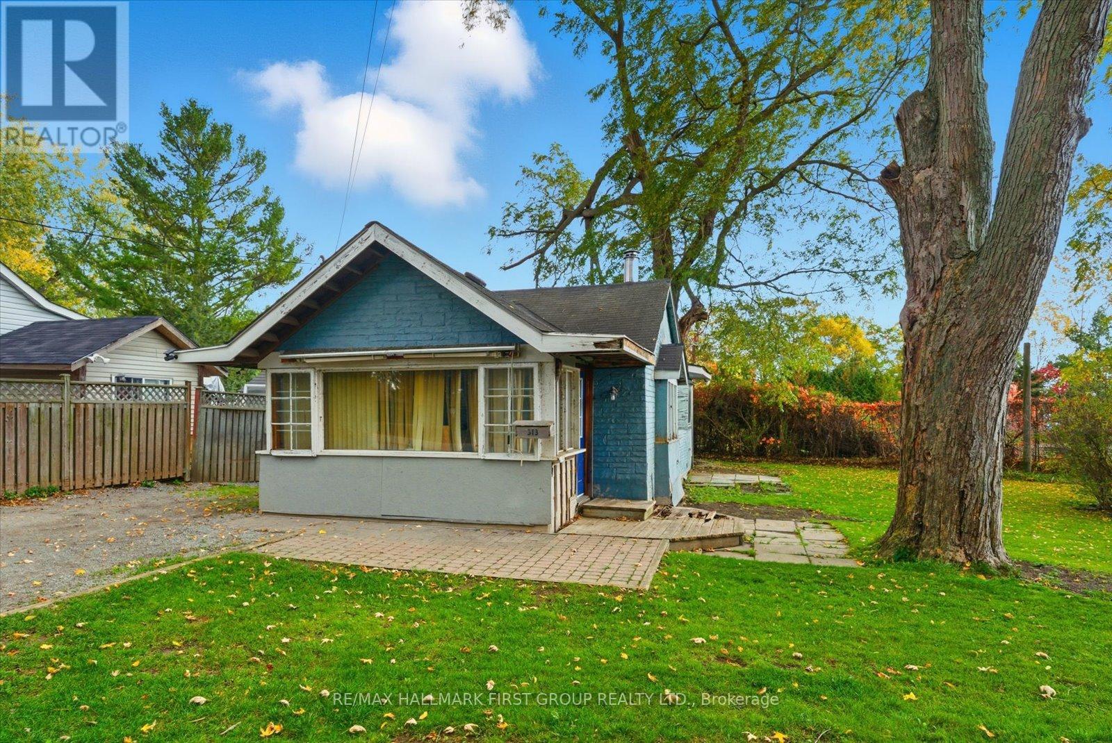 313 Dyson Road, Pickering (Rosebank), Ontario  L1W 2N1 - Photo 7 - E12480356