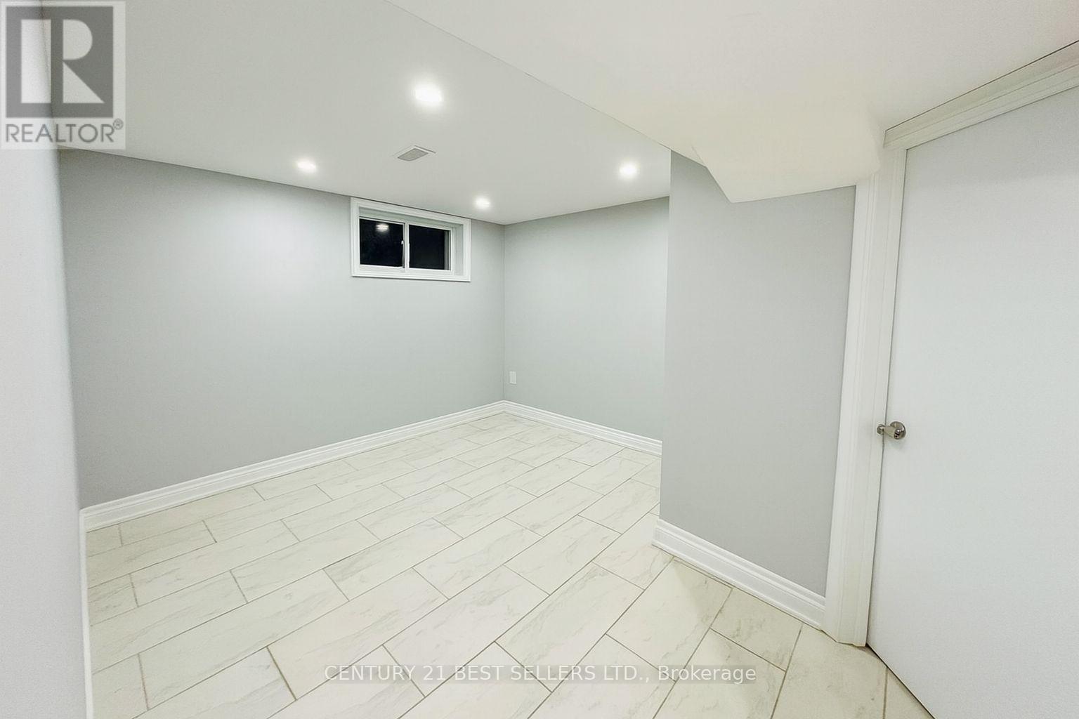 54 Milford Haven Drive, Toronto (Morningside), Ontario  M1G 3C8 - Photo 4 - E12480377
