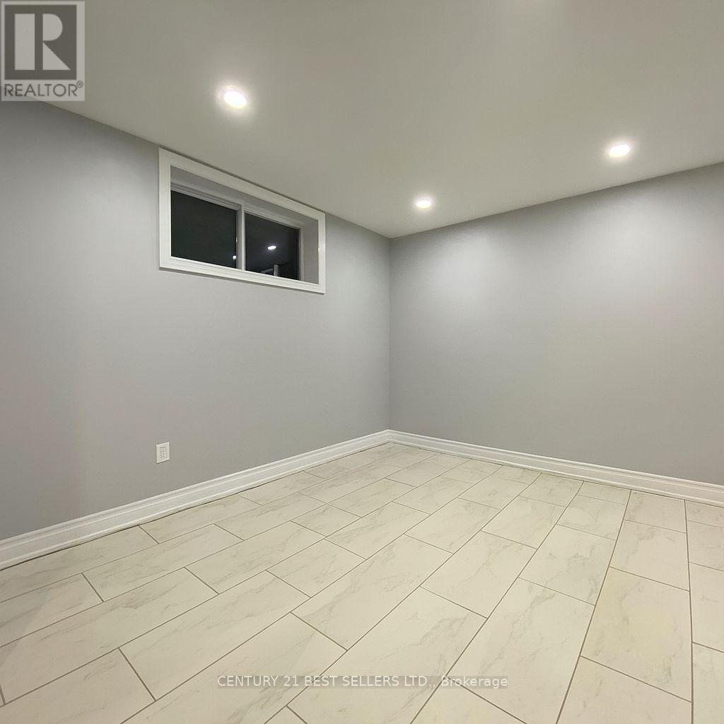 54 Milford Haven Drive, Toronto (Morningside), Ontario  M1G 3C8 - Photo 5 - E12480377