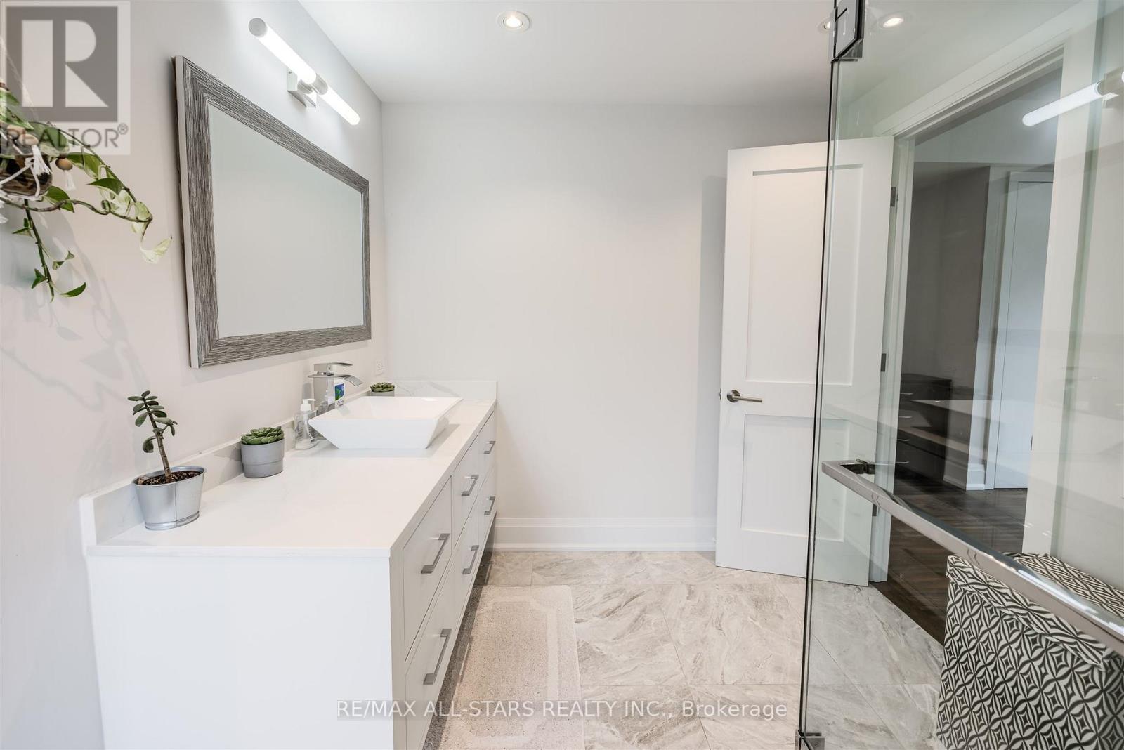 44 Muir Drive, Toronto (Scarborough Village), Ontario  M1M 3B4 - Photo 33 - E12480389