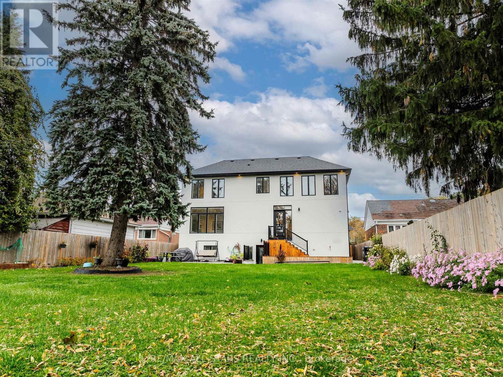 44 Muir Drive, Toronto (Scarborough Village), Ontario  M1M 3B4 - Photo 43 - E12480389