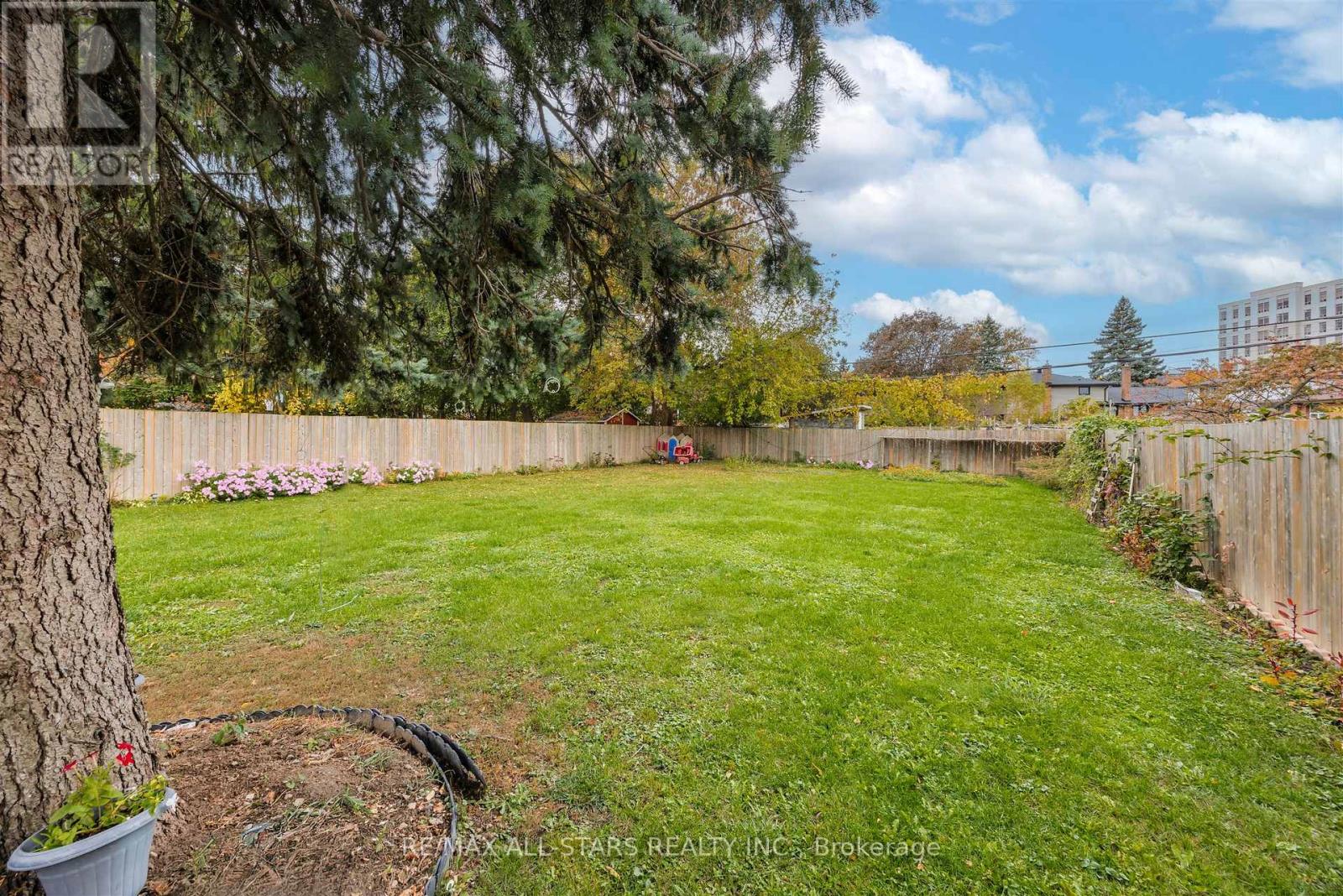 44 Muir Drive, Toronto (Scarborough Village), Ontario  M1M 3B4 - Photo 45 - E12480389