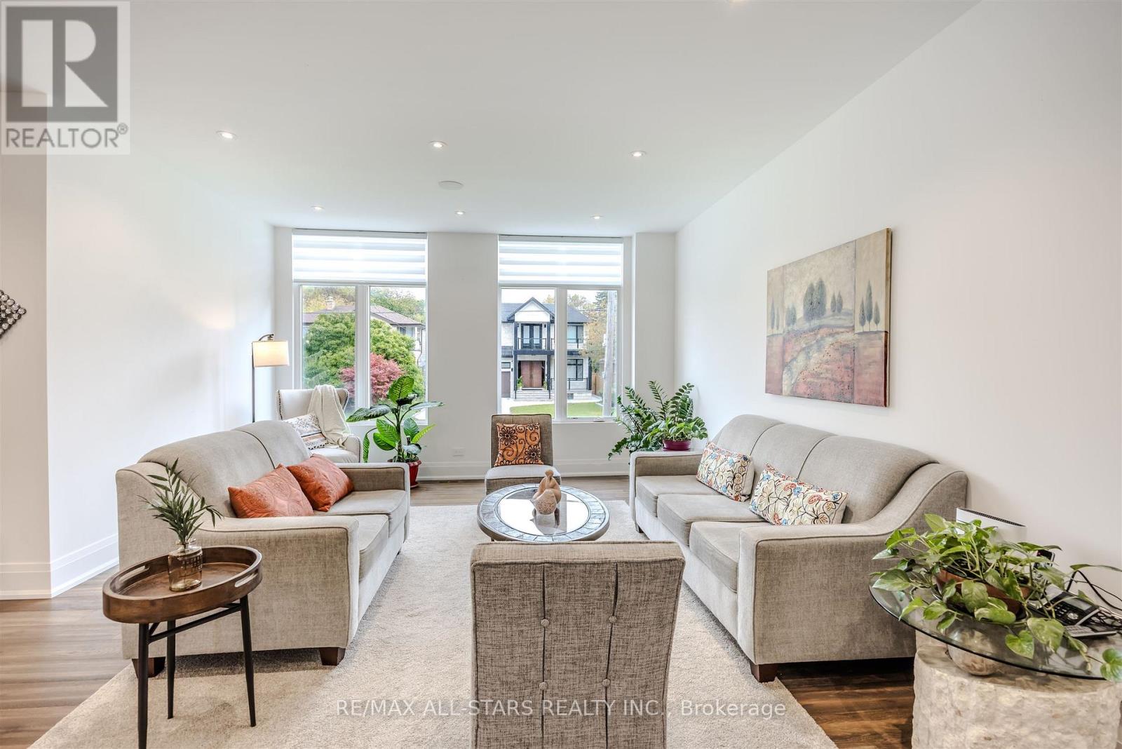 44 Muir Drive, Toronto (Scarborough Village), Ontario  M1M 3B4 - Photo 9 - E12480389