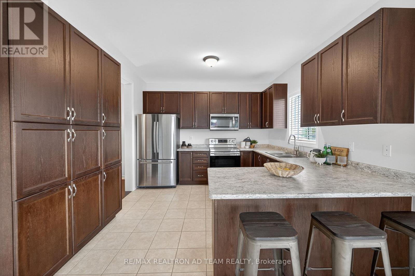 11 Kilpatrick Court, Clarington (Bowmanville), Ontario  L1C 0V1 - Photo 16 - E12480393