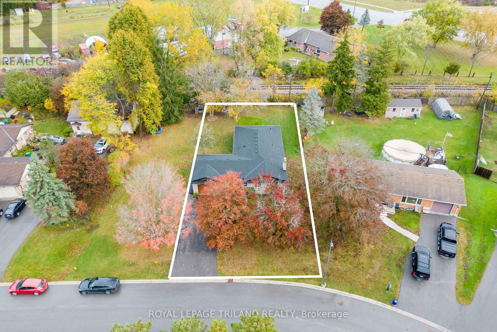 10117 Lynhurst Park Drive, Southwold, Ontario  N5P 2E5 - Photo 48 - X12480455