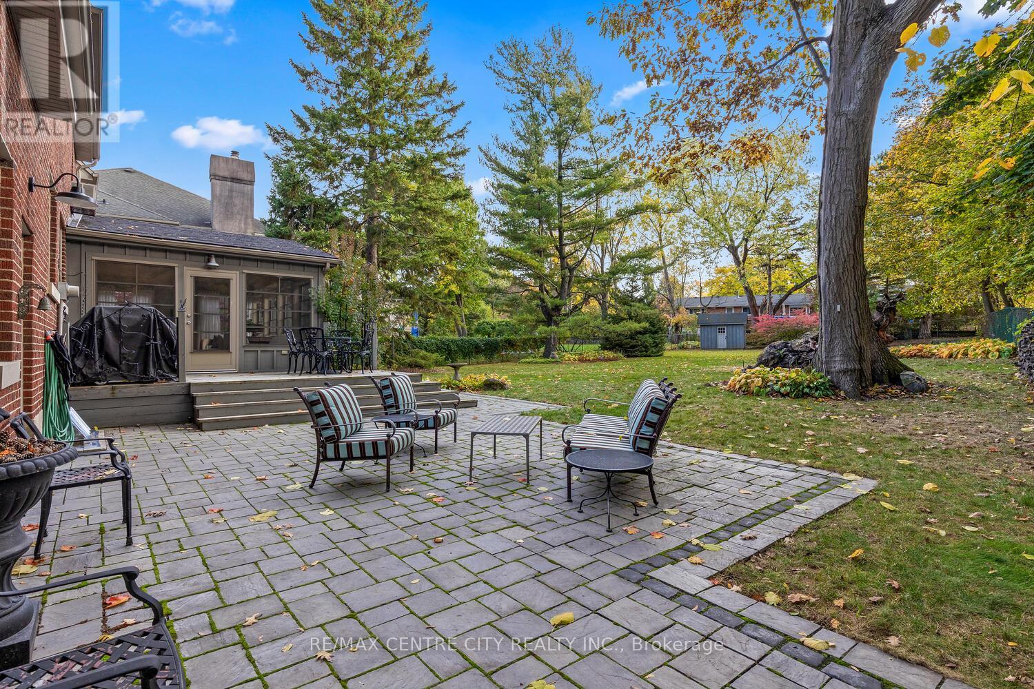 1025 Scenic Drive, Hamilton, Ontario  L9C 1H8 - Photo 40 - X12480470