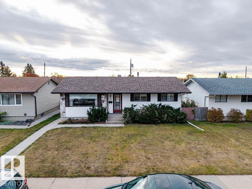 31 STEELE CR NW, Edmonton, Alberta