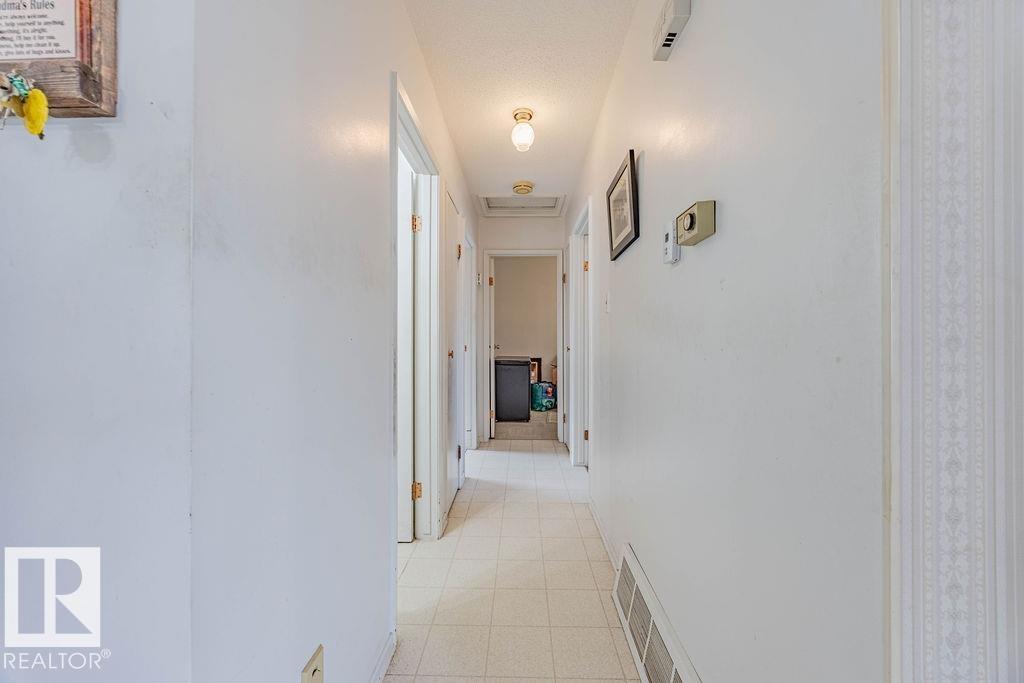 31 Steele Cr Nw, Edmonton, Alberta  T5A 1G4 - Photo 11 - E4463343