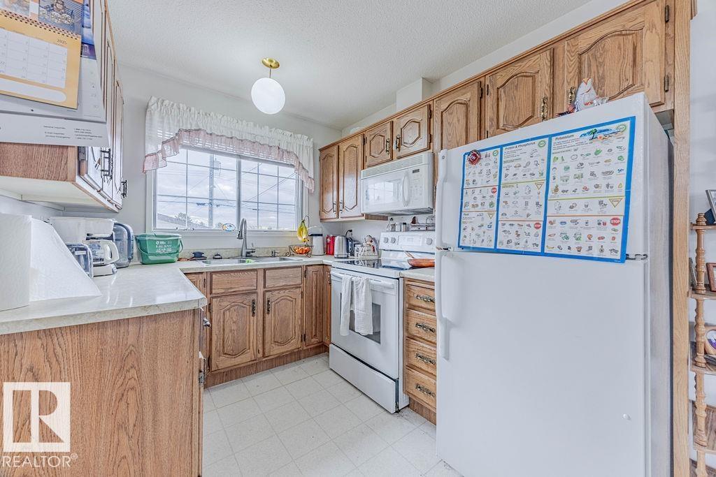 31 Steele Cr Nw, Edmonton, Alberta  T5A 1G4 - Photo 4 - E4463343