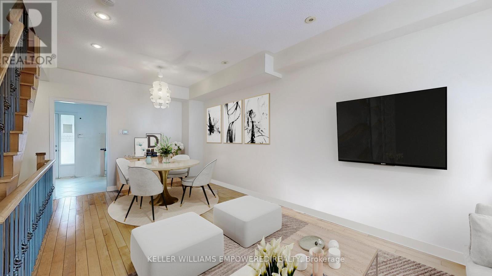 Th 3 - 68 Suncrest Boulevard, Markham, Ontario  L3T 7Y1 - Photo 9 - N12480308