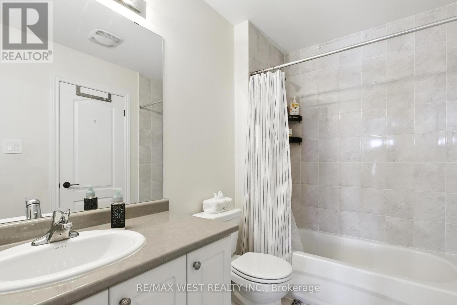15 Dunn Court, Essa, Ontario  L0M 1B5 - Photo 39 - N12480323