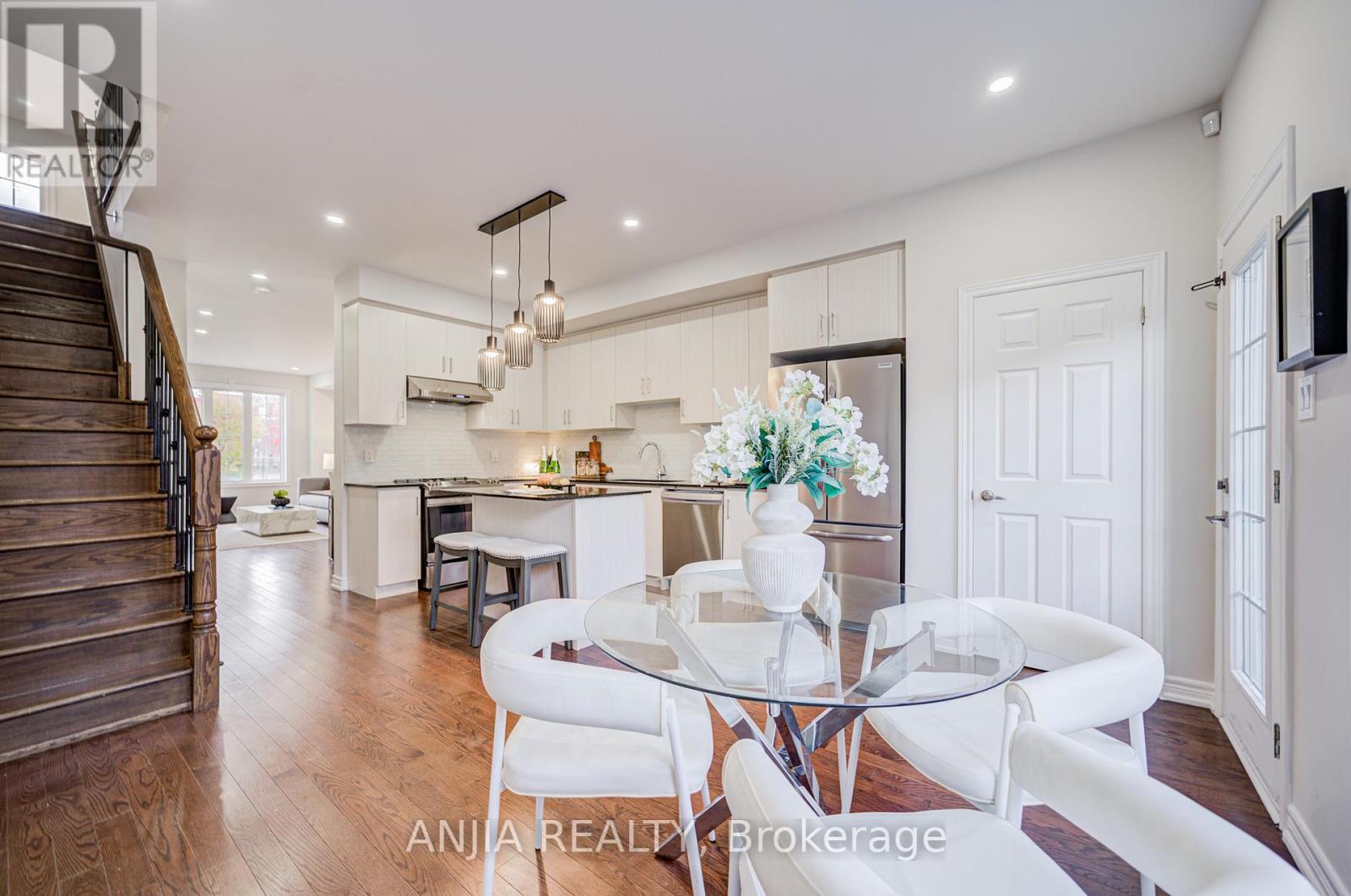 62 Harvest Field Road, Markham (Cornell), Ontario  L6B 0T7 - Photo 21 - N12480347
