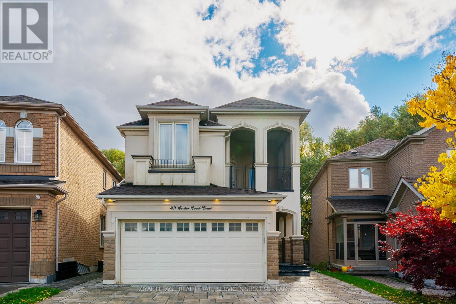 49 COOPER CREEK COURT, Vaughan, Ontario