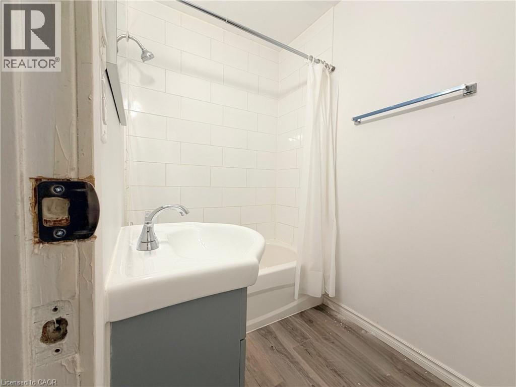 121 Park Street S Unit# 1, Hamilton, Ontario  L8P 3E6 - Photo 11 - 40781344