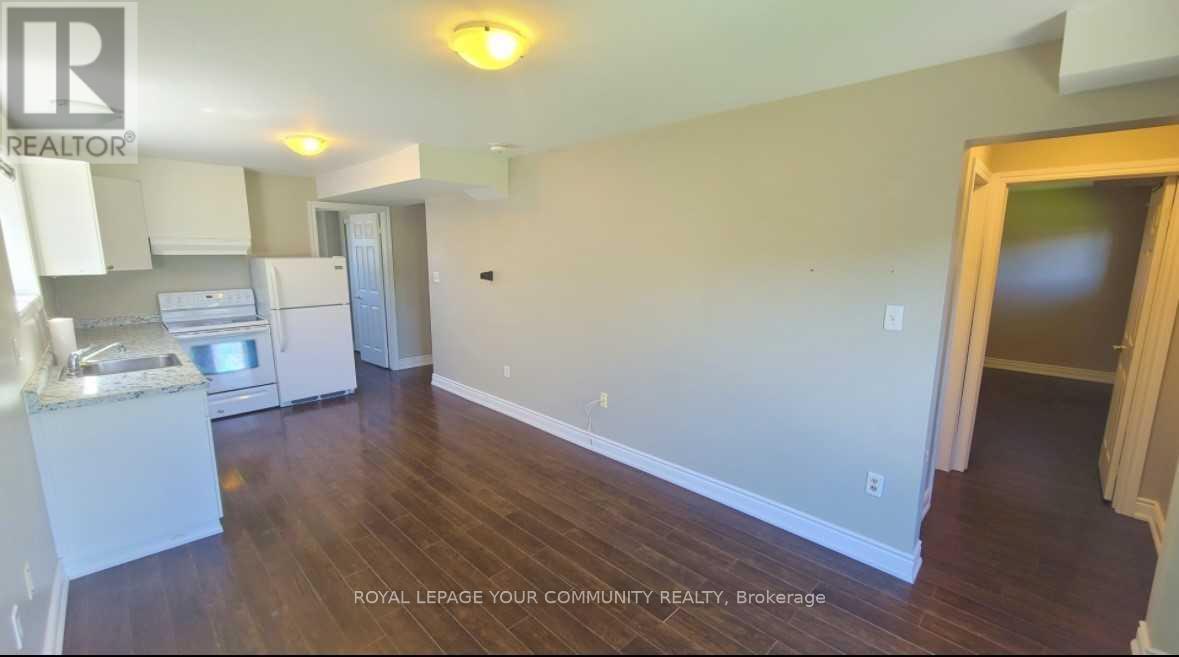 72 Ambler Bay, Barrie (Georgian Drive), Ontario  L4M 7A6 - Photo 4 - S12480282