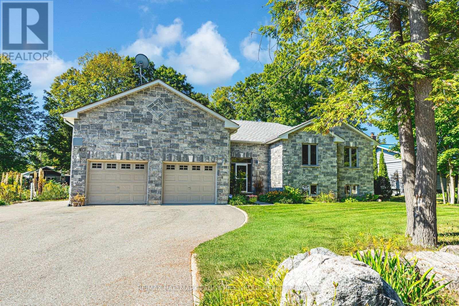 122 TROUT LANE, Tiny, Ontario