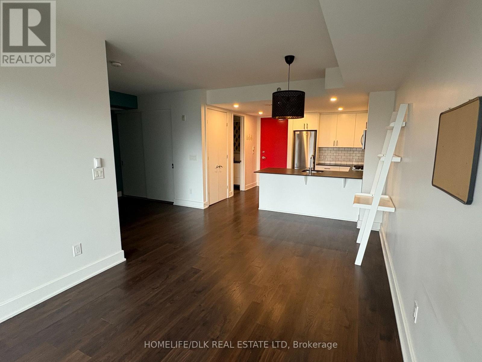 305 - 7 Marquette Street, Ottawa, Ontario  K1L 8A7 - Photo 11 - X12480454