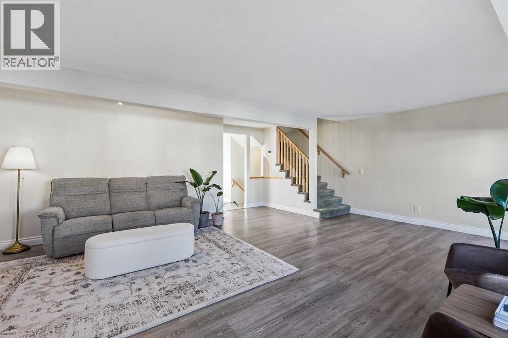 392 Killarney Glen Court Sw, Calgary, Alberta  T3E 7H4 - Photo 10 - A2259170