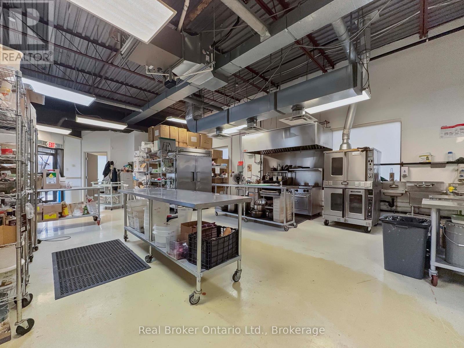 291 Woodlawn Road W, Guelph, Ontario  N1H 7L6 - Photo 12 - X12480452