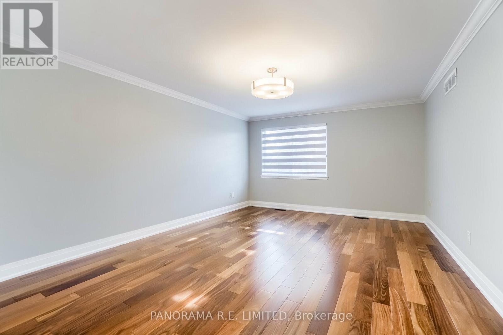 100 Poplar Heights Drive, Toronto, Ontario  M9A 4Z4 - Photo 17 - W12480262