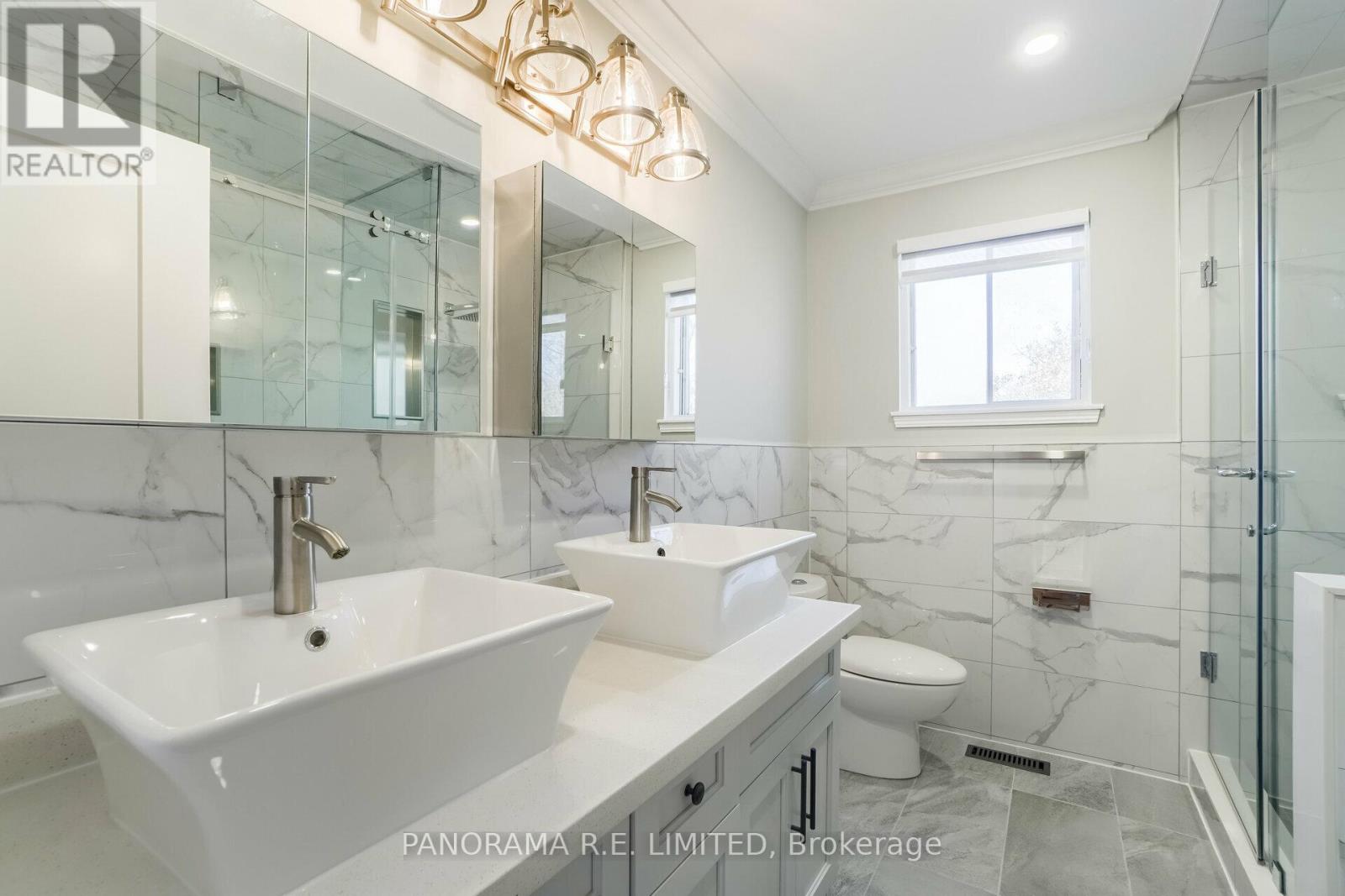 100 Poplar Heights Drive, Toronto, Ontario  M9A 4Z4 - Photo 21 - W12480262