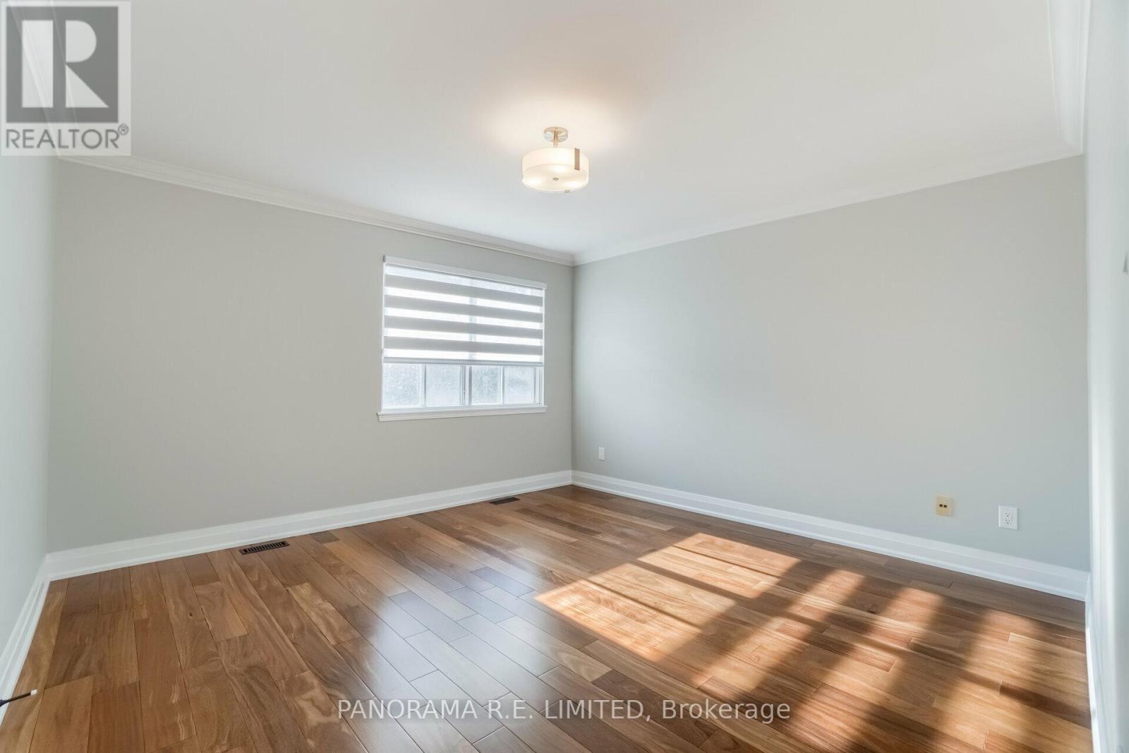 100 Poplar Heights Drive, Toronto, Ontario  M9A 4Z4 - Photo 24 - W12480262
