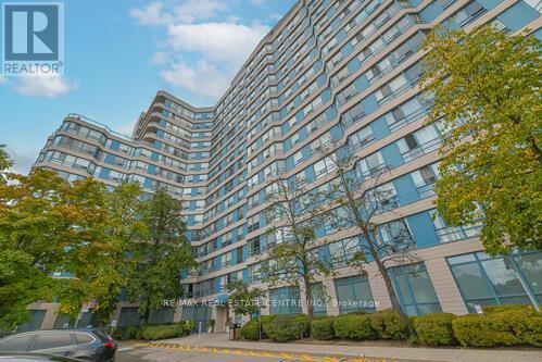 612 - 250 Webb Drive, Mississauga, Ontario  L5B 3Z4 - Photo 2 - W12480285