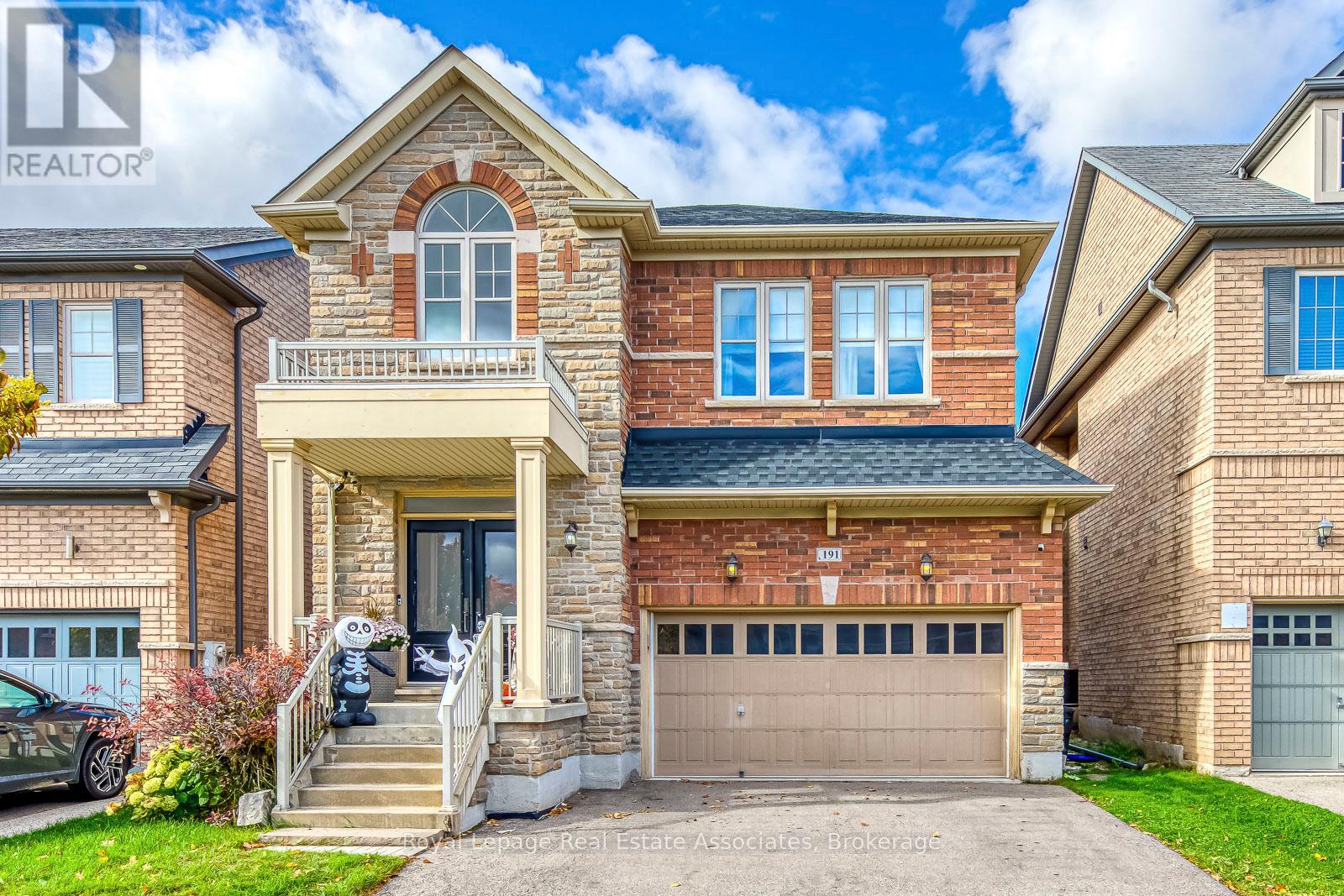 191 Holmes Crescent, Milton, Ontario  L9T 0V9 - Photo 2 - W12480297