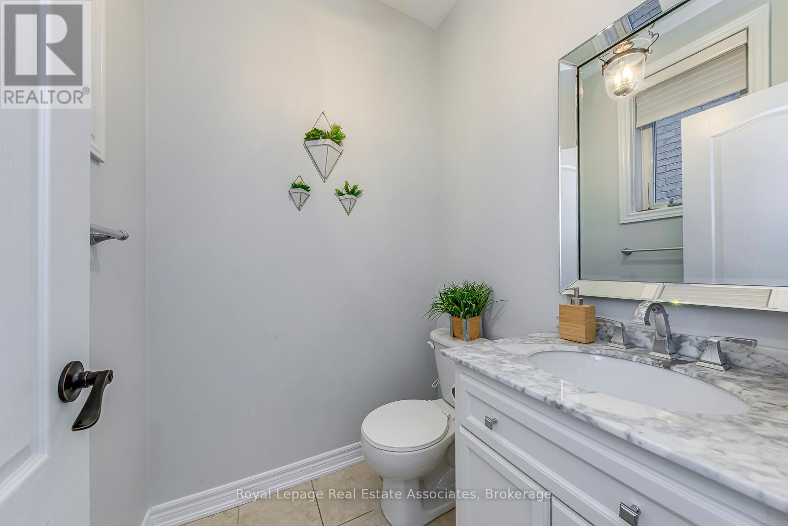 191 Holmes Crescent, Milton, Ontario  L9T 0V9 - Photo 20 - W12480297
