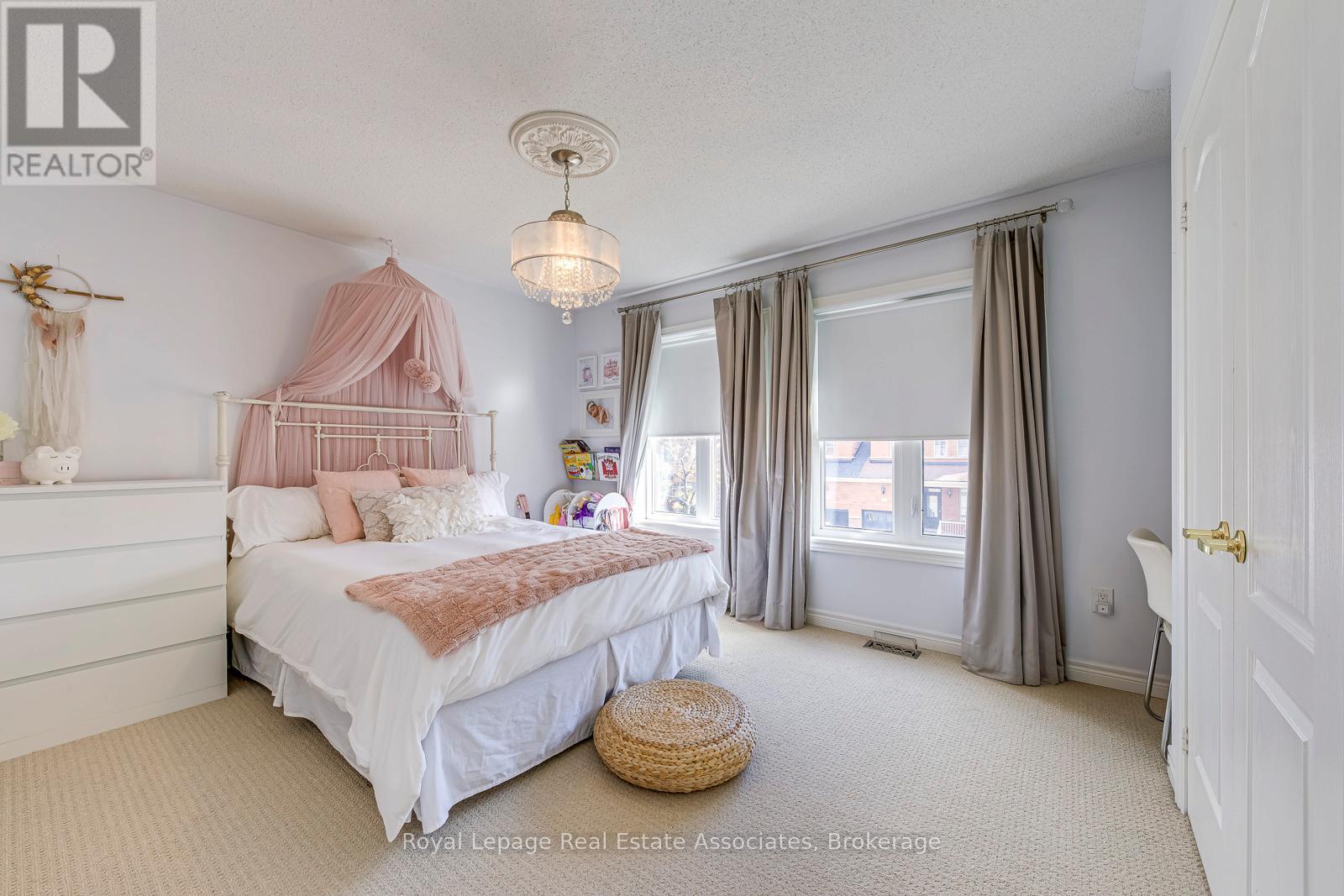 191 Holmes Crescent, Milton, Ontario  L9T 0V9 - Photo 32 - W12480297