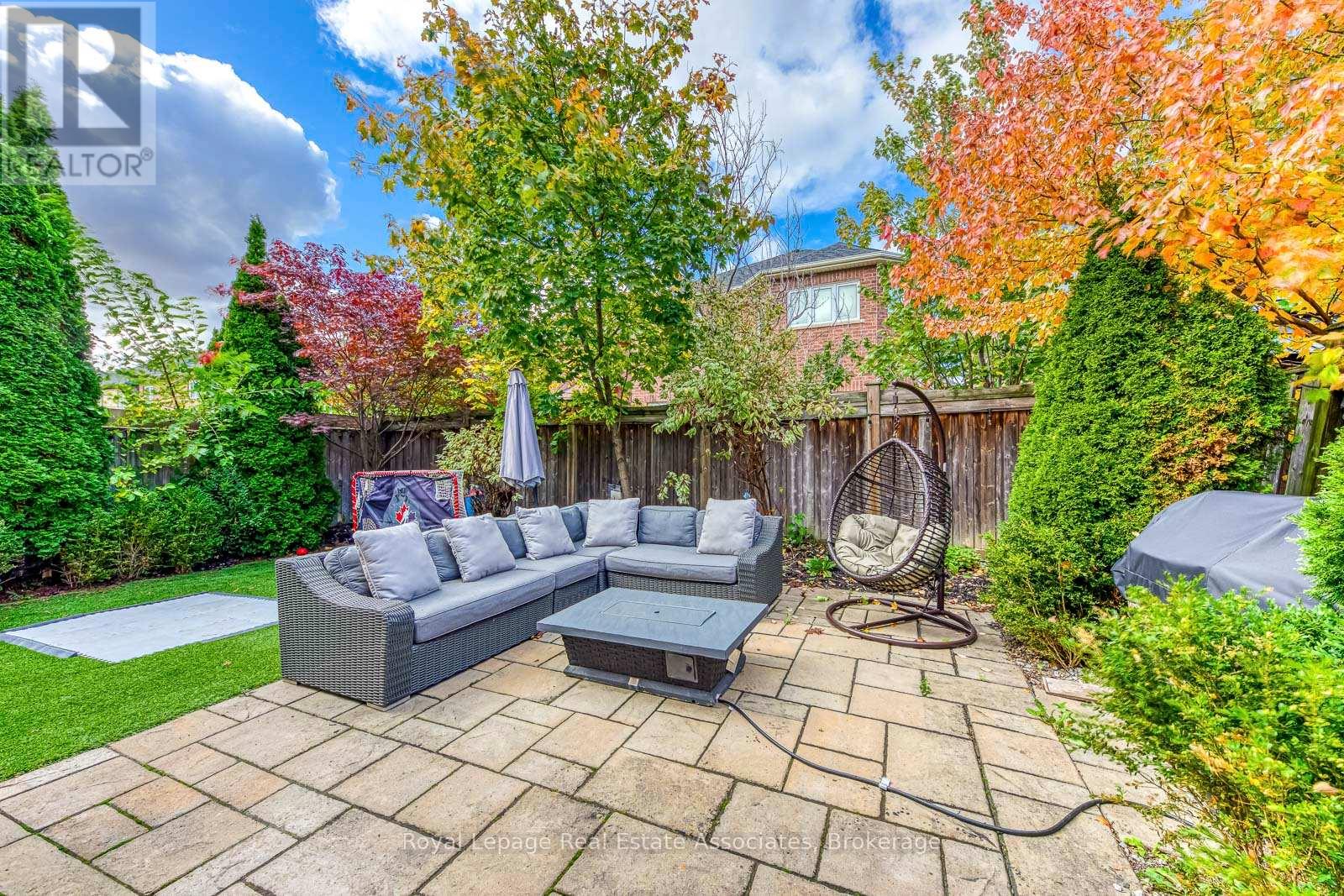 191 Holmes Crescent, Milton, Ontario  L9T 0V9 - Photo 44 - W12480297