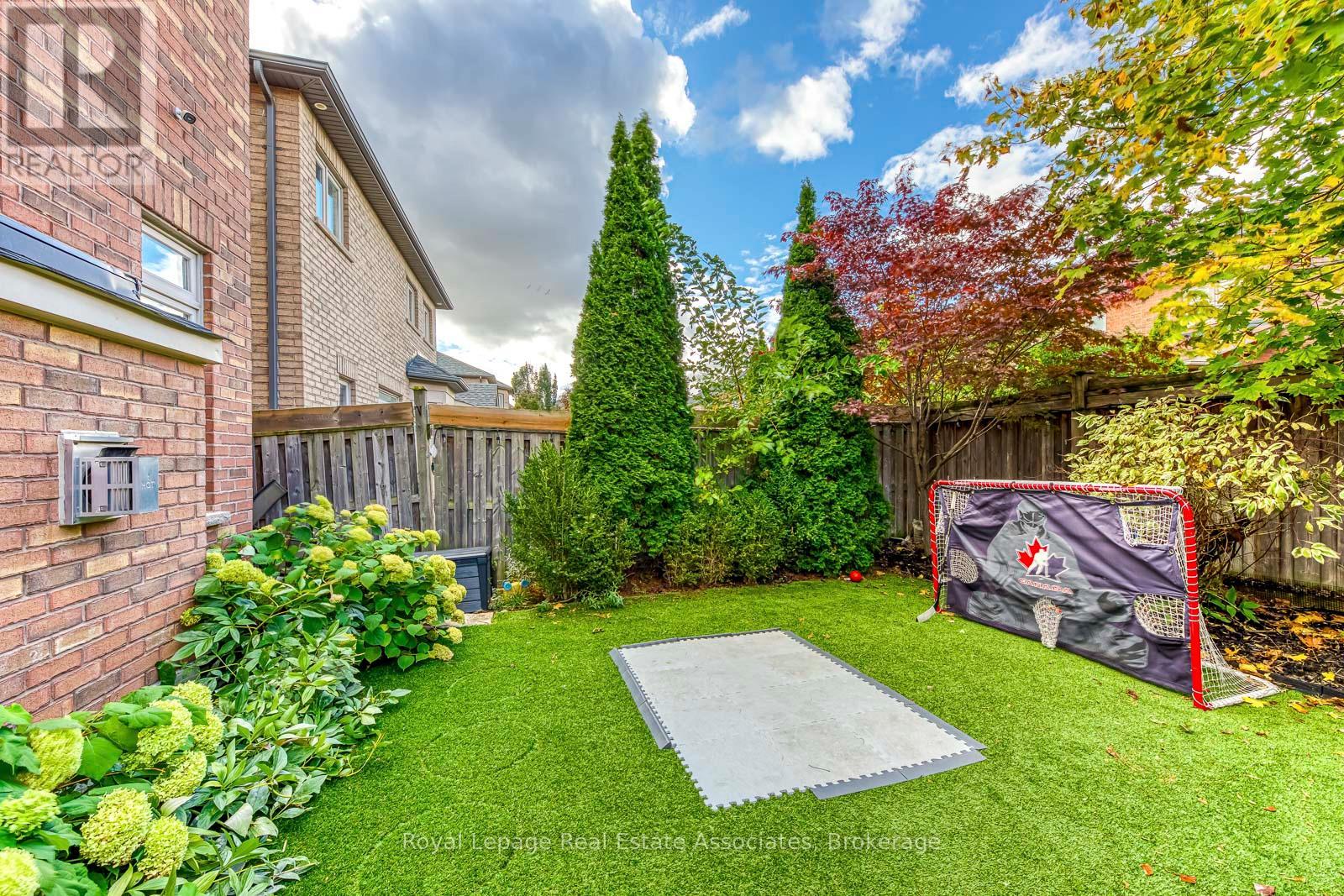 191 Holmes Crescent, Milton, Ontario  L9T 0V9 - Photo 46 - W12480297