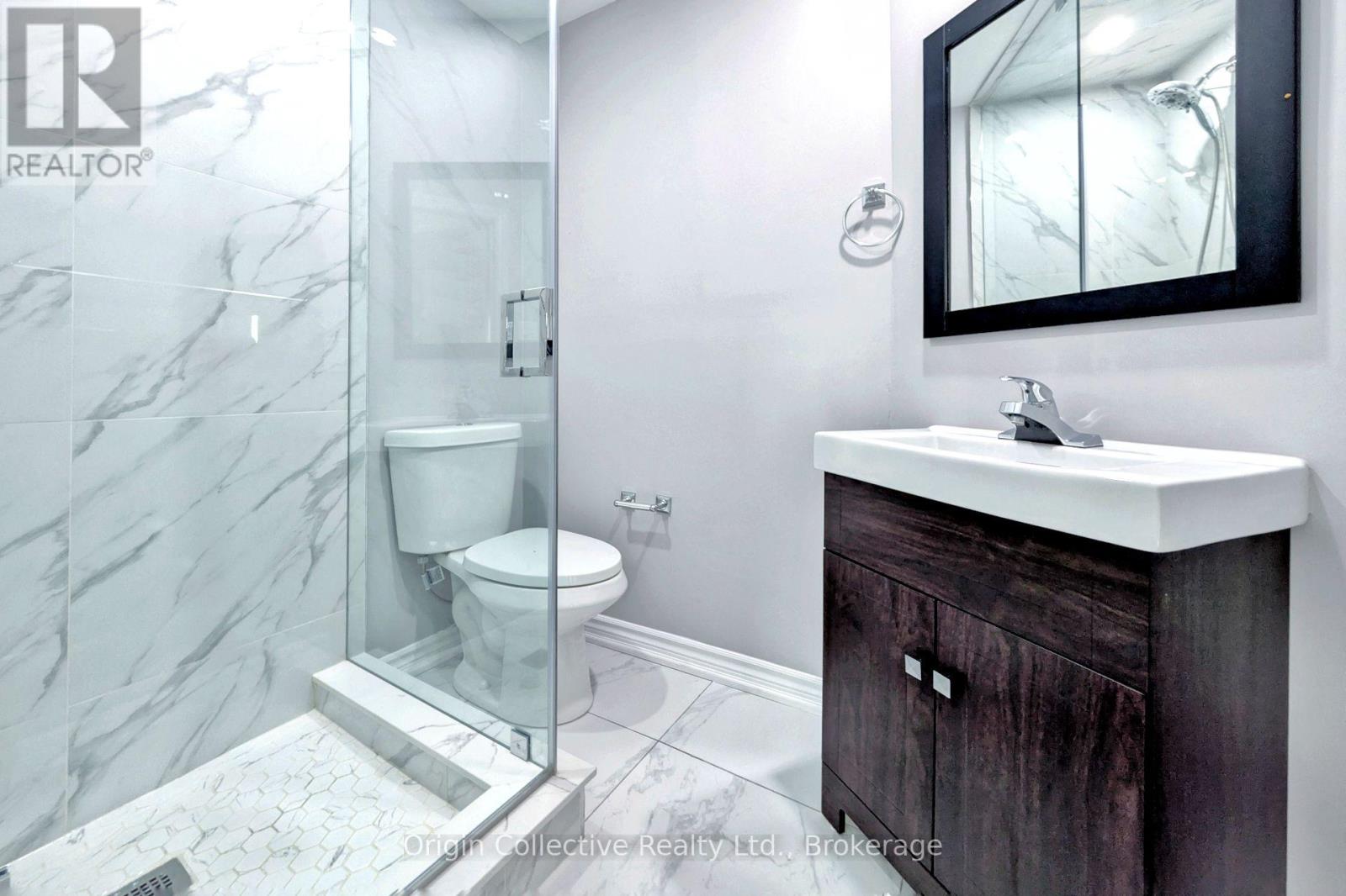 47 Woolenscote Circle, Toronto, Ontario  M9V 4R6 - Photo 25 - W12480328