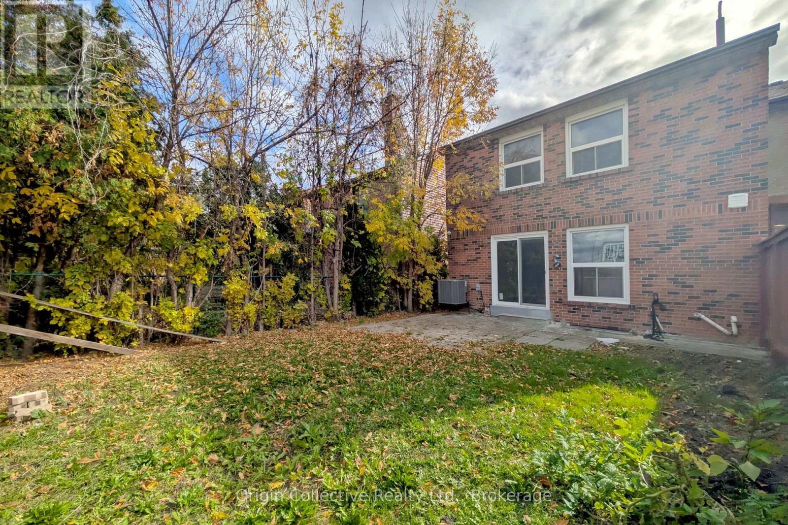 47 Woolenscote Circle, Toronto, Ontario  M9V 4R6 - Photo 40 - W12480328