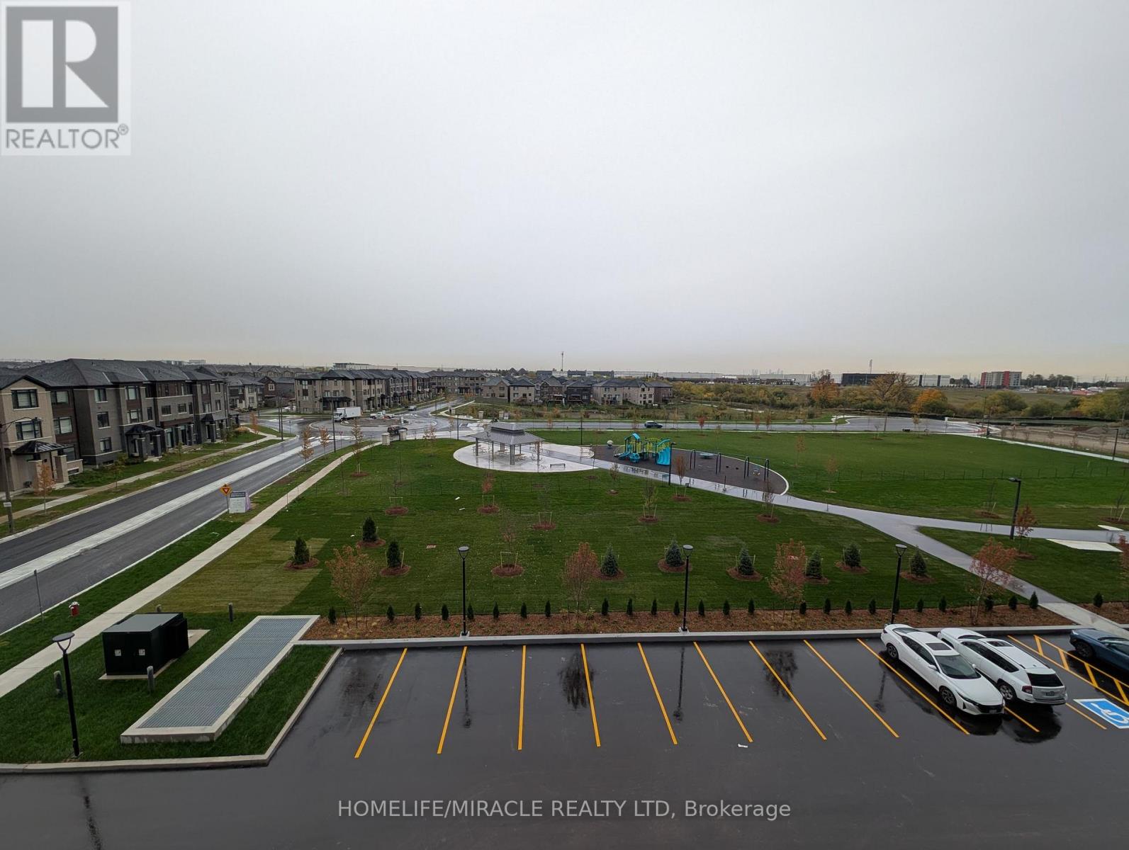 319 - 15 Skyridge Drive, Brampton, Ontario  L6P 4S3 - Photo 16 - W12480331