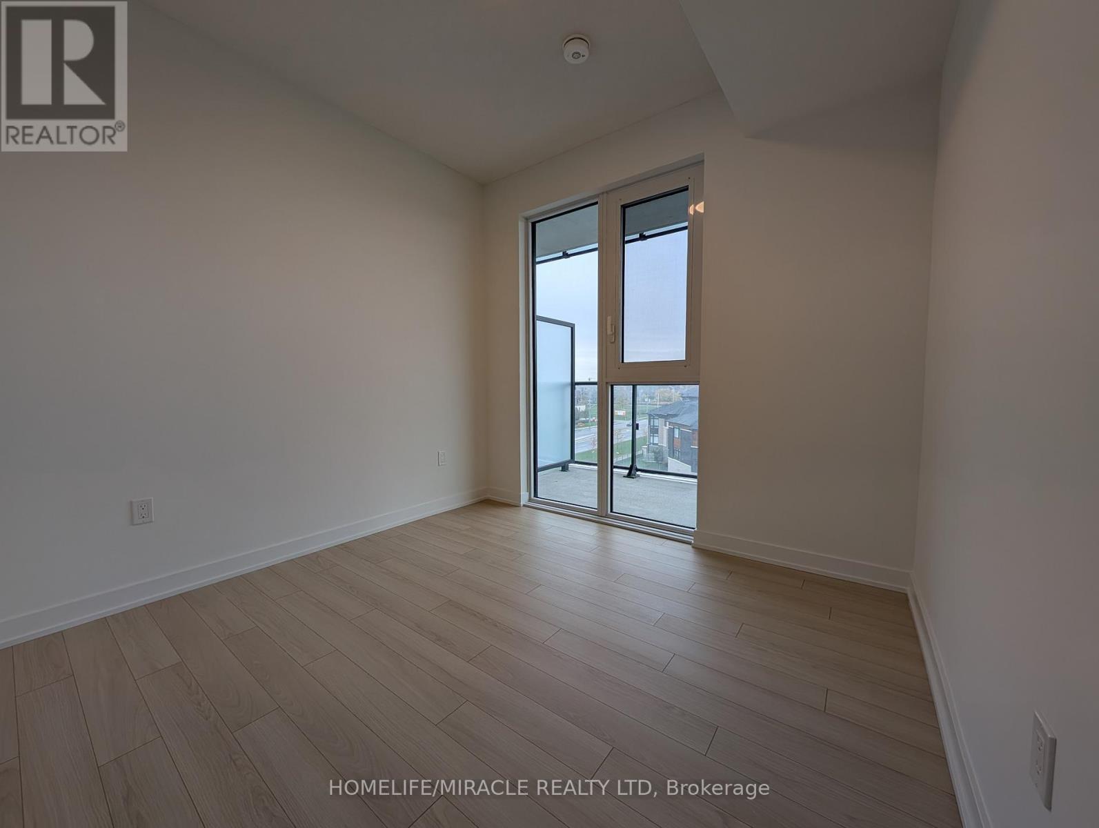 319 - 15 Skyridge Drive, Brampton, Ontario  L6P 4S3 - Photo 9 - W12480331