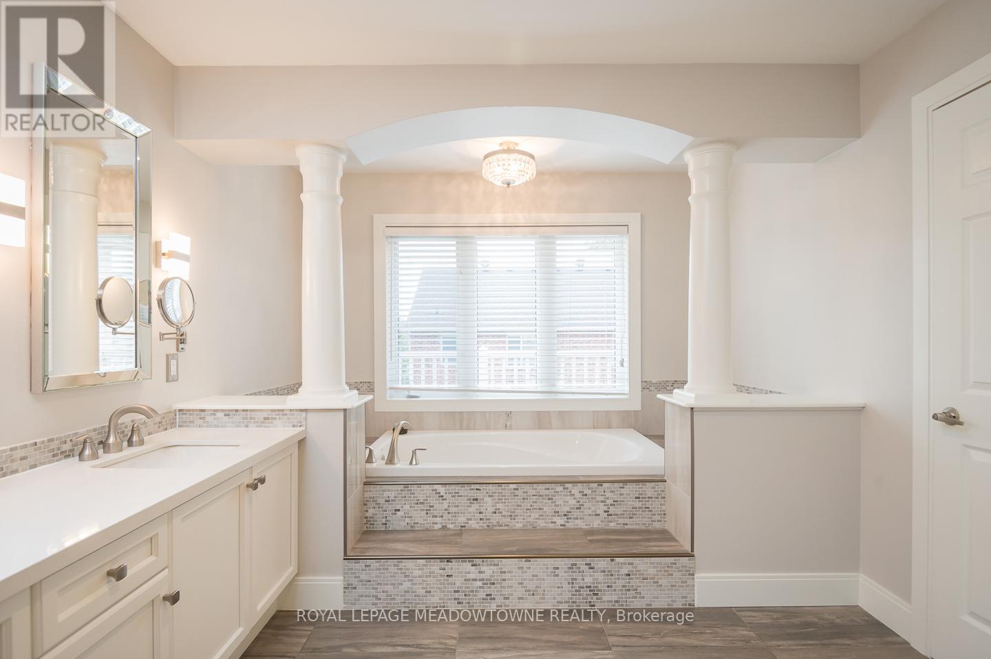 720 Lingen Crescent, Milton, Ontario  L9T 0E5 - Photo 16 - W12480357