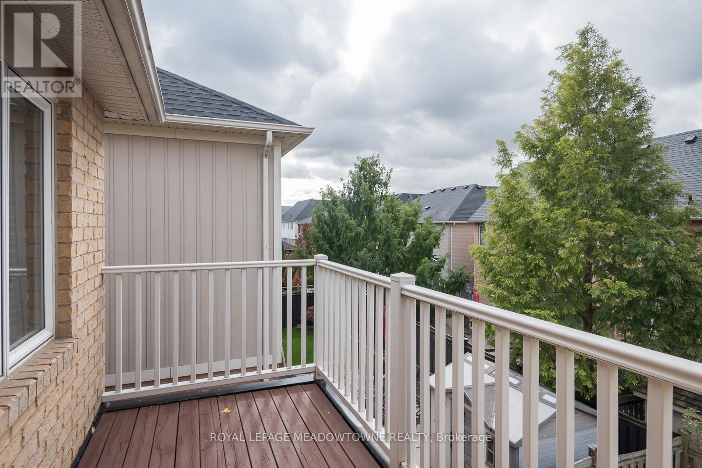 720 Lingen Crescent, Milton, Ontario  L9T 0E5 - Photo 18 - W12480357