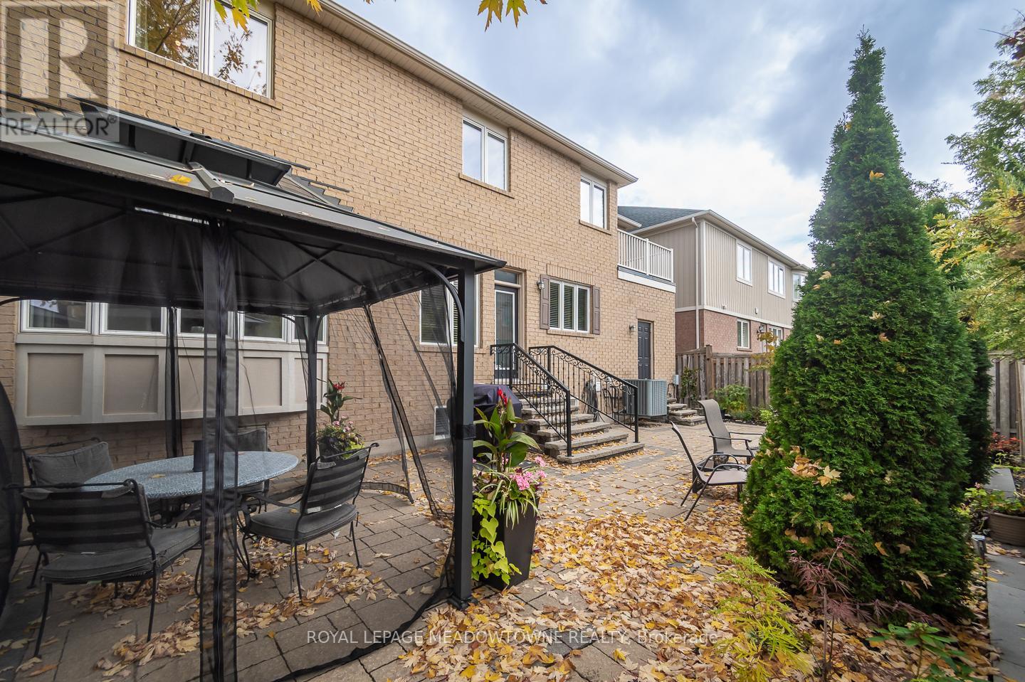 720 Lingen Crescent, Milton, Ontario  L9T 0E5 - Photo 39 - W12480357