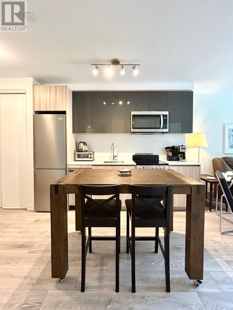 126 - 11 Maryport Avenue, Toronto, Ontario  M3M 0E2 - Photo 4 - W12480385