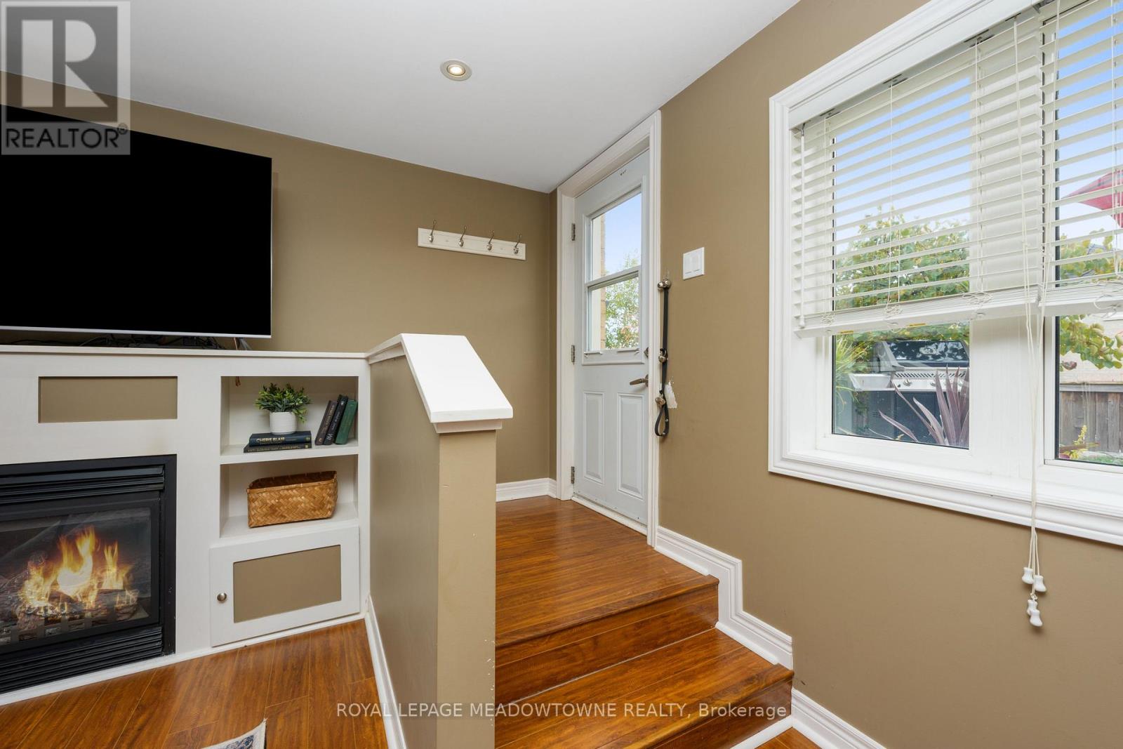 297 Eaton Street, Halton Hills (Georgetown), Ontario  L7G 6N7 - Photo 41 - W12480391