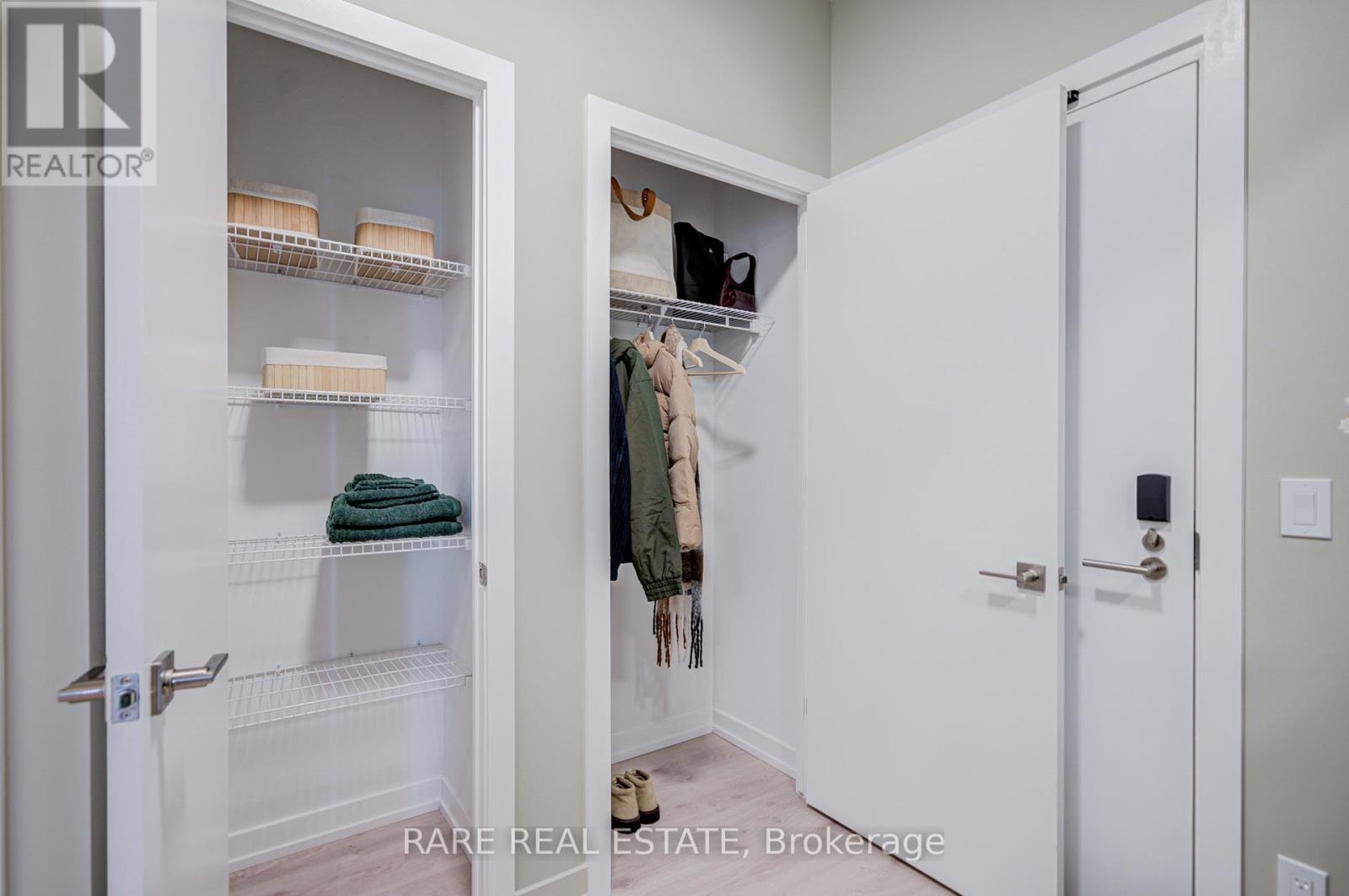 444 - 2501 Saw Whet Boulevard, Oakville, Ontario  L6M 5N2 - Photo 7 - W12480122