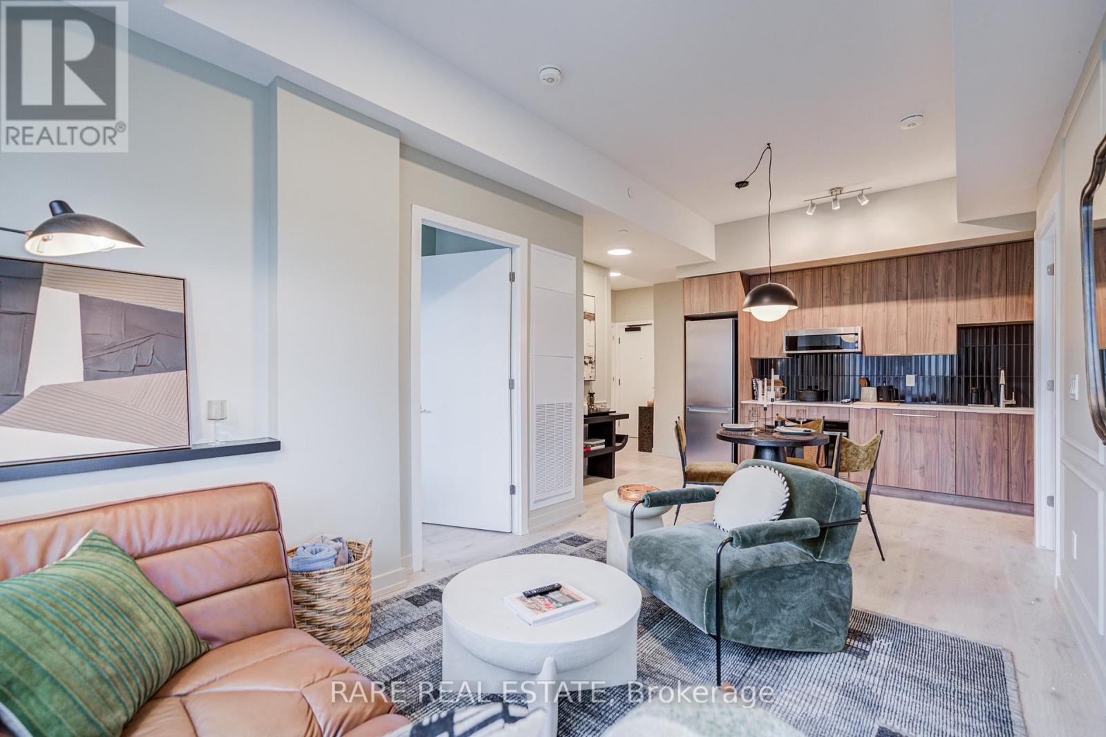 444 - 2501 SAW WHET BOULEVARD, Oakville, Ontario