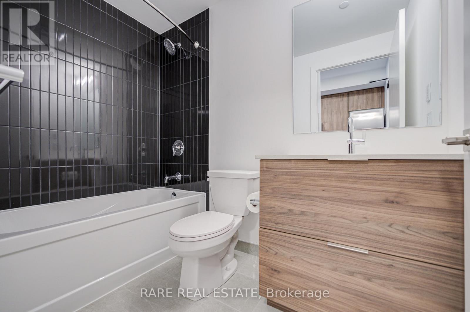 359 - 2501 Saw Whet Boulevard, Oakville, Ontario  L6M 5N2 - Photo 11 - W12480076