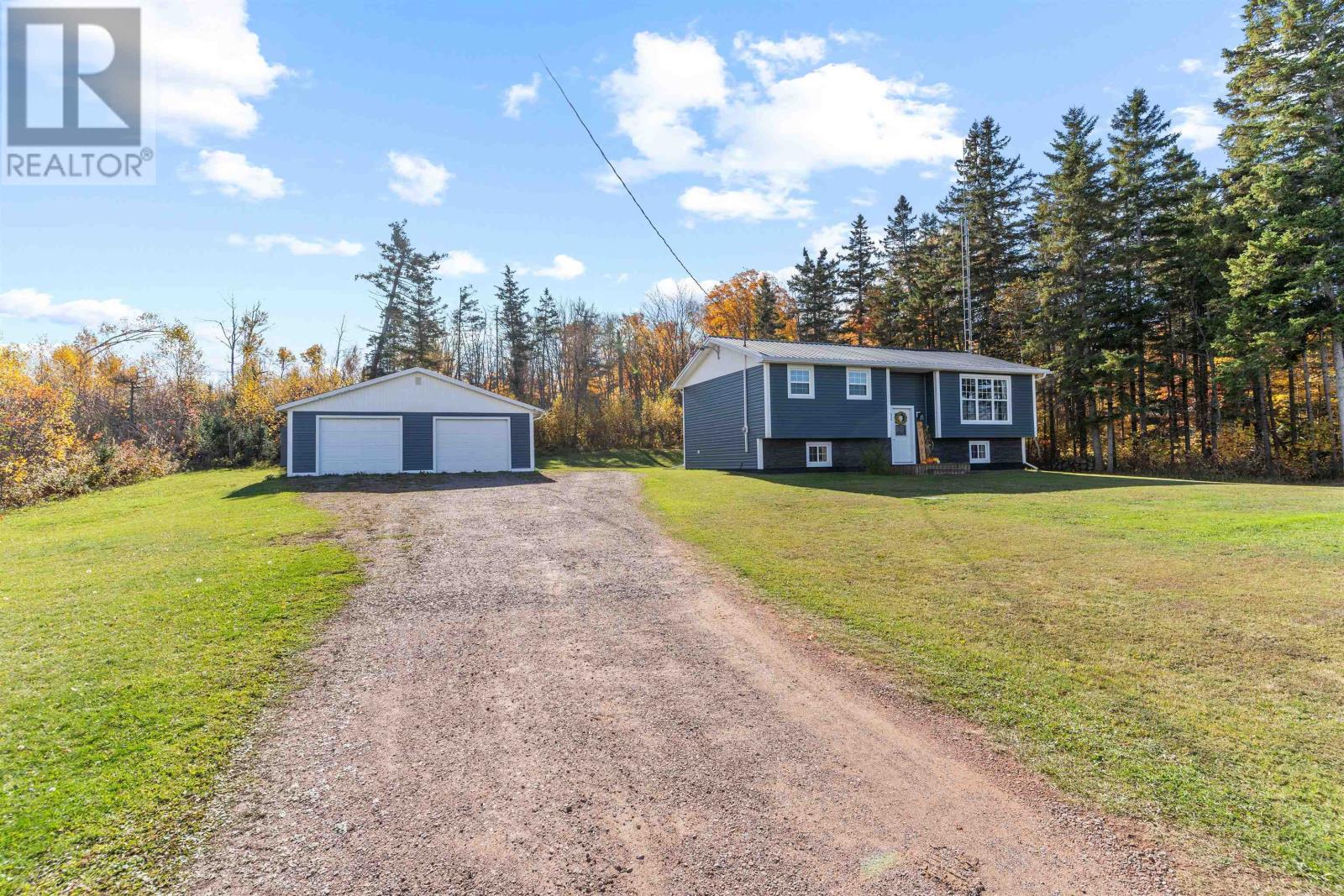 407 Oliver Road, Huntley, Prince Edward Island  C0B 1B0 - Photo 3 - 202526540