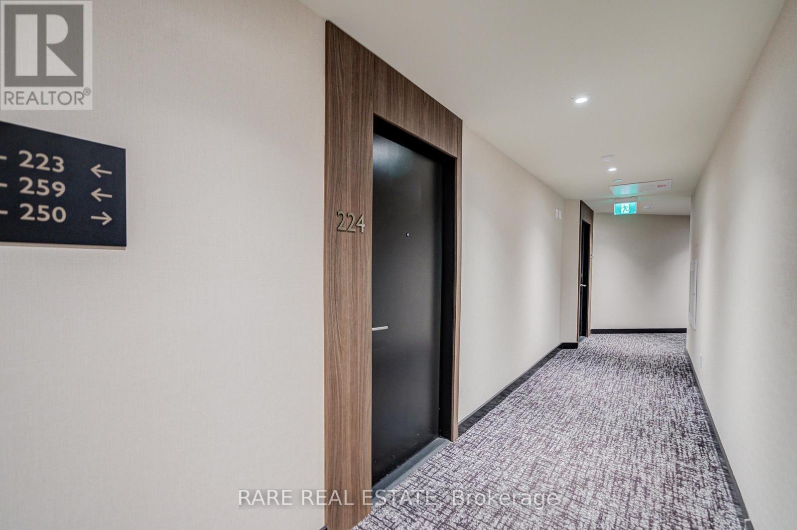 224 - 2501 Saw Whet Boulevard, Oakville, Ontario  L6M 5N2 - Photo 5 - W12480163