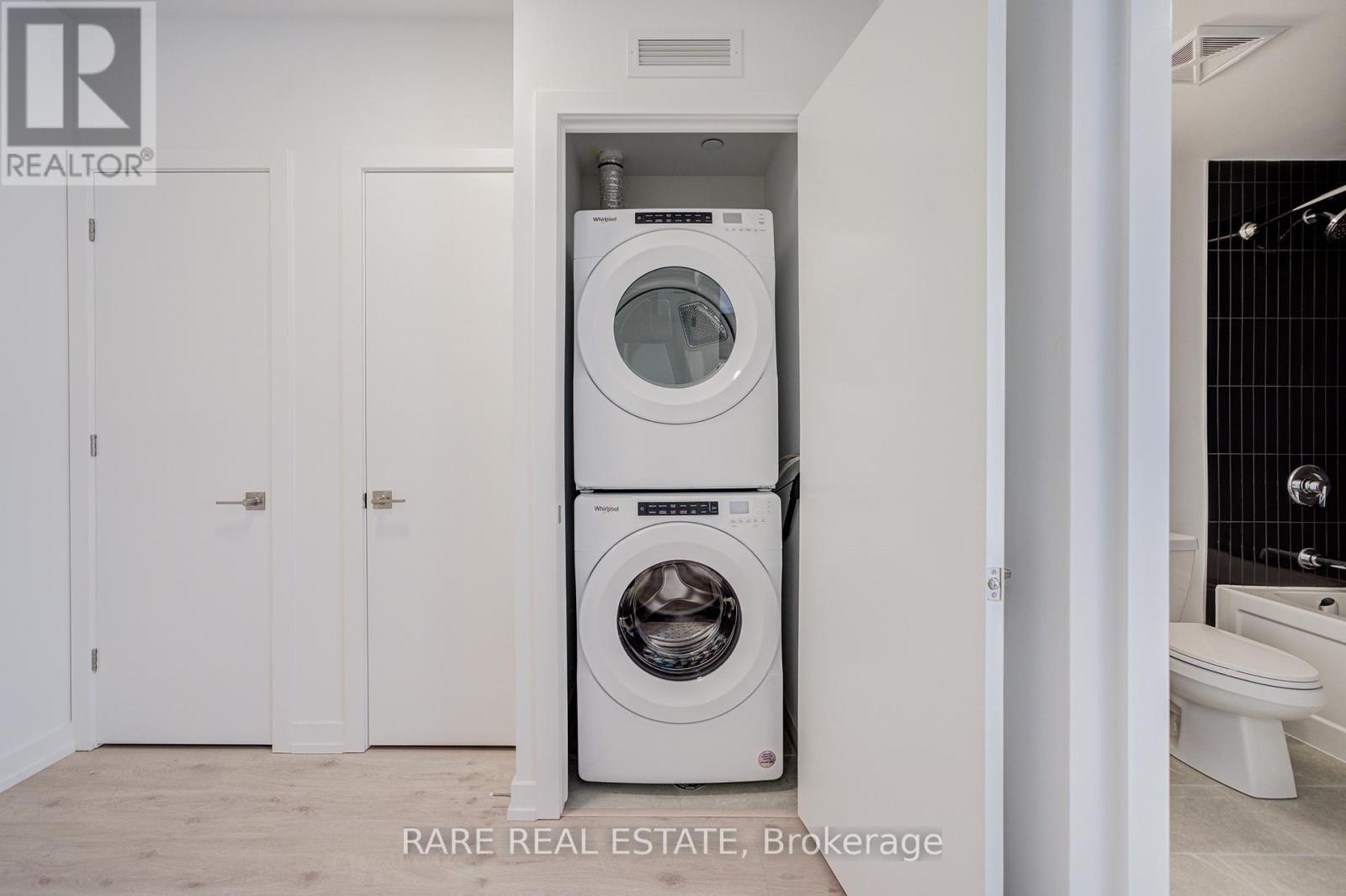 224 - 2501 Saw Whet Boulevard, Oakville, Ontario  L6M 5N2 - Photo 6 - W12480163