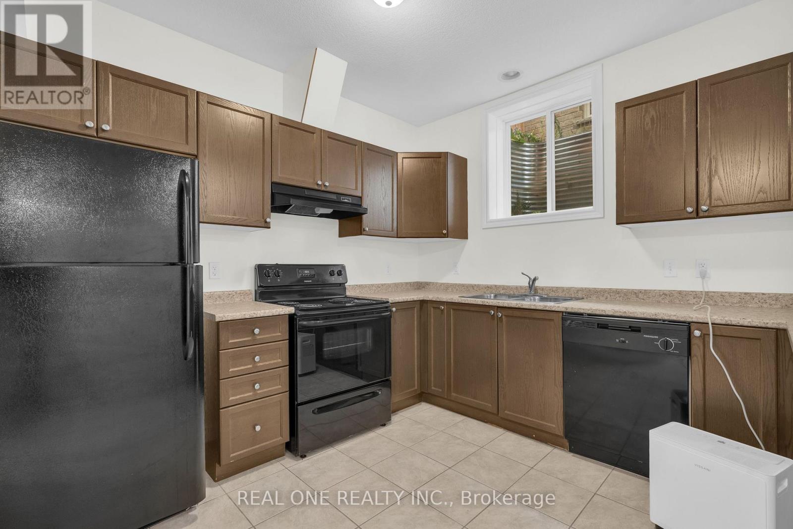 Bsmt - 39 Deshane Street, Guelph, Ontario  N1E 0K5 - Photo 11 - X12480360