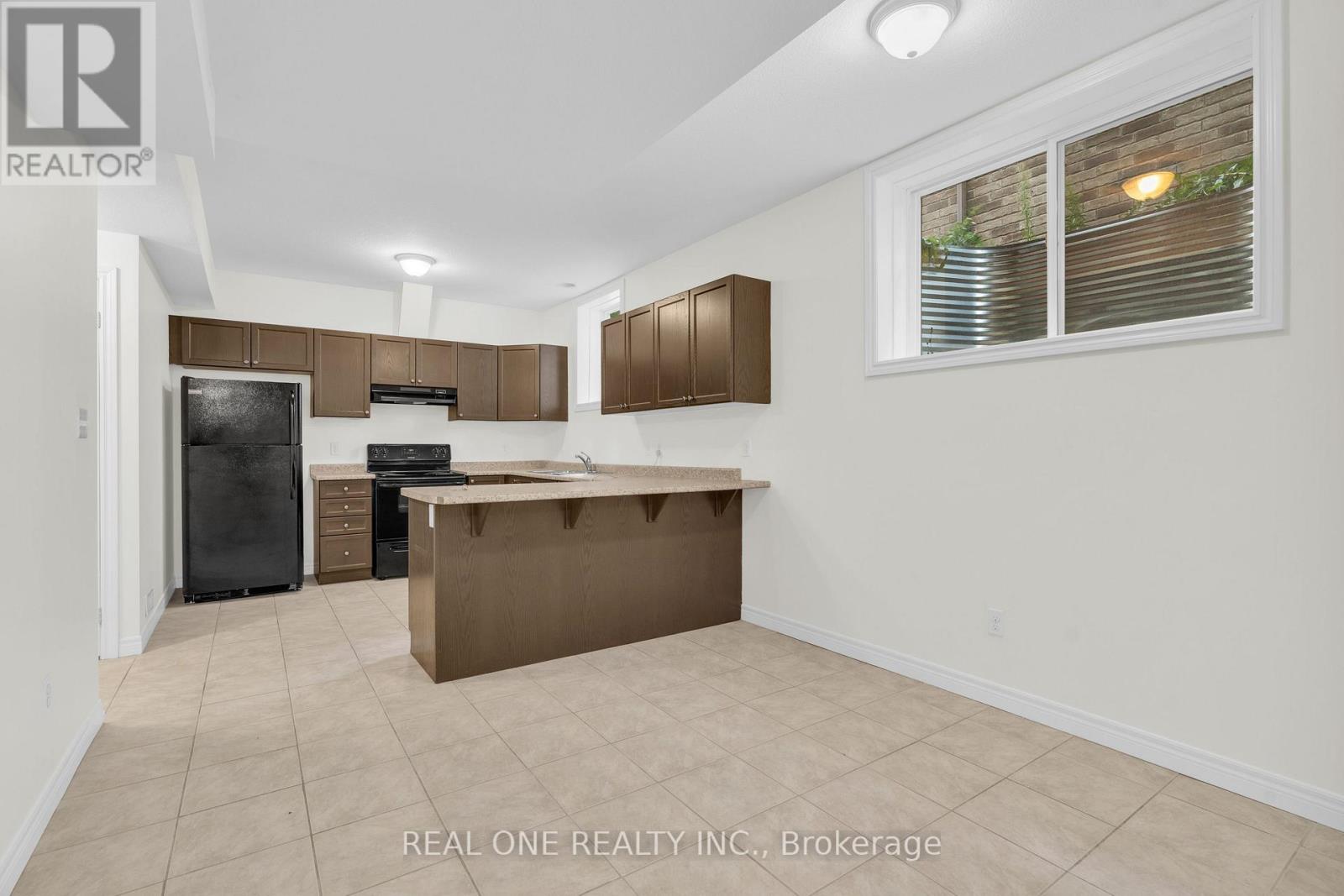 Bsmt - 39 Deshane Street, Guelph, Ontario  N1E 0K5 - Photo 9 - X12480360